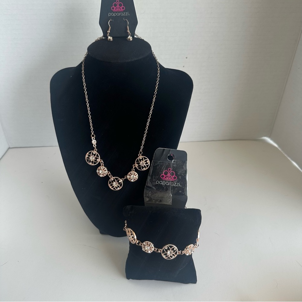 Paparazzi Gold Elegant Jewelry Set